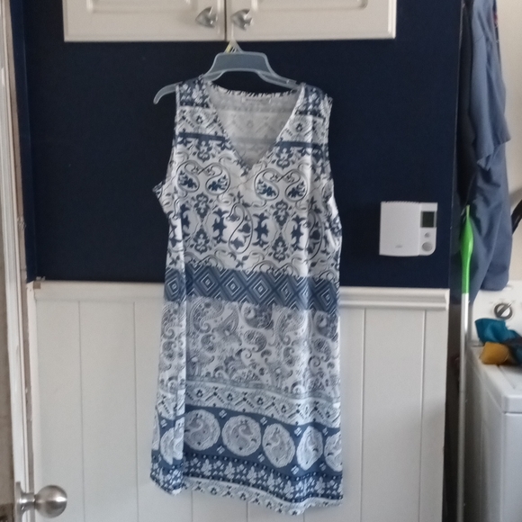 Ladies blue and white sundress size XL - Picture 1 of 4